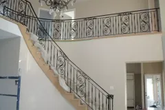 436